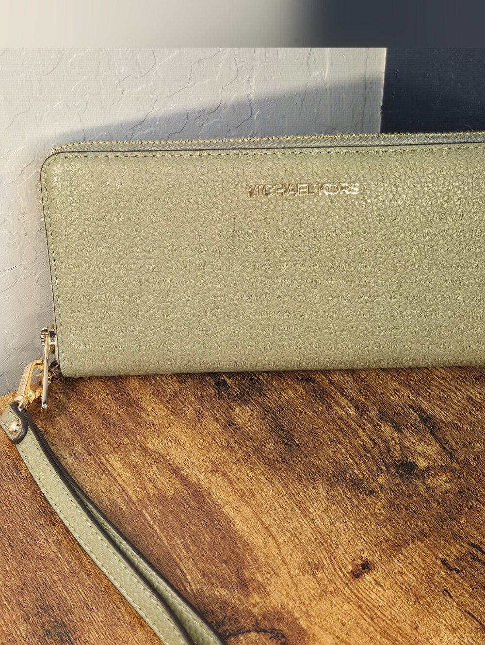 Michael Kors Olive Green Pebbled Leather Wristlet Clutch with Gold Hardware